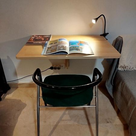 Apartamento En La Calle Principal Con Solarium. طريفة المظهر الخارجي الصورة